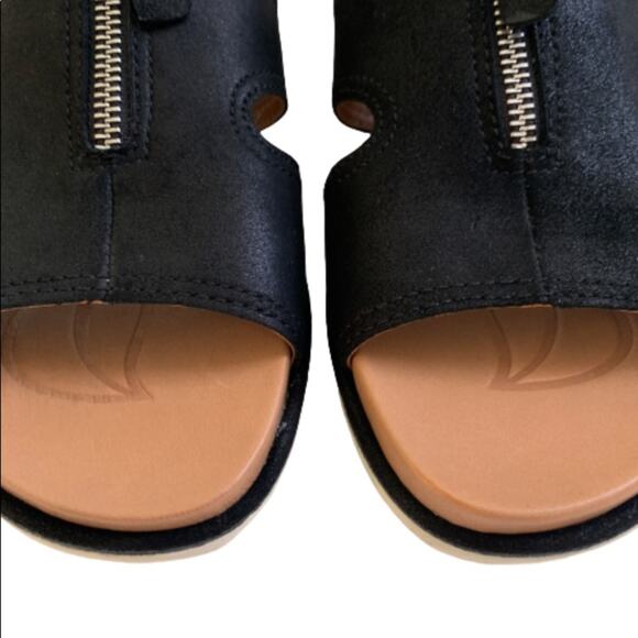 Nurture Wedge Sandal Sersey Black Leather Zipper Wedge Sandals Size 10 NIB - Picture 8 of 11